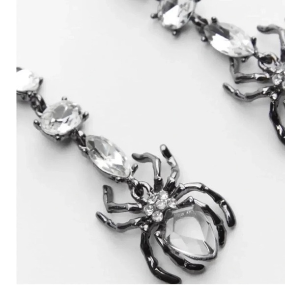 Gothic Black Spider Crystal Earrings - Picture 3 of 7